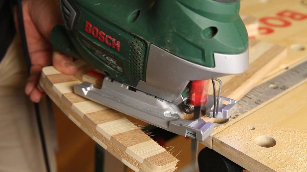 Cómo hacer un atril de cocina de madera paso 3