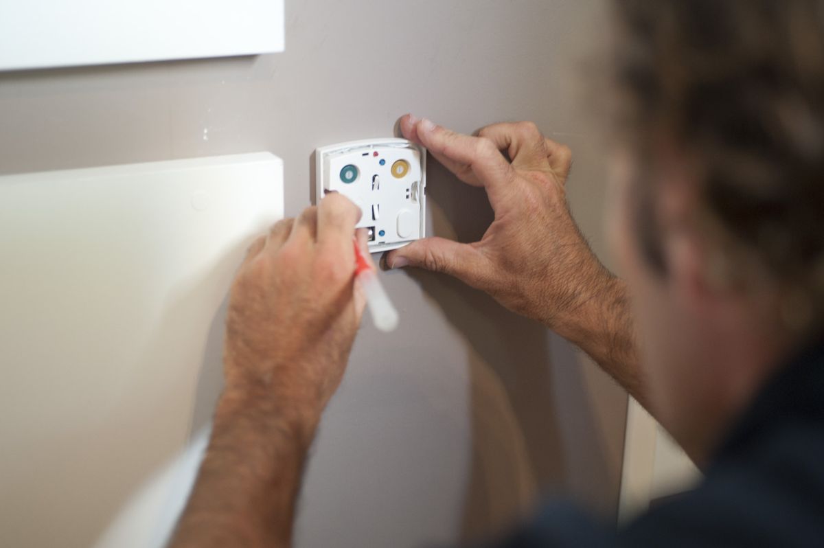 Bricomania 716 Interruptor con pulsador portatil p6