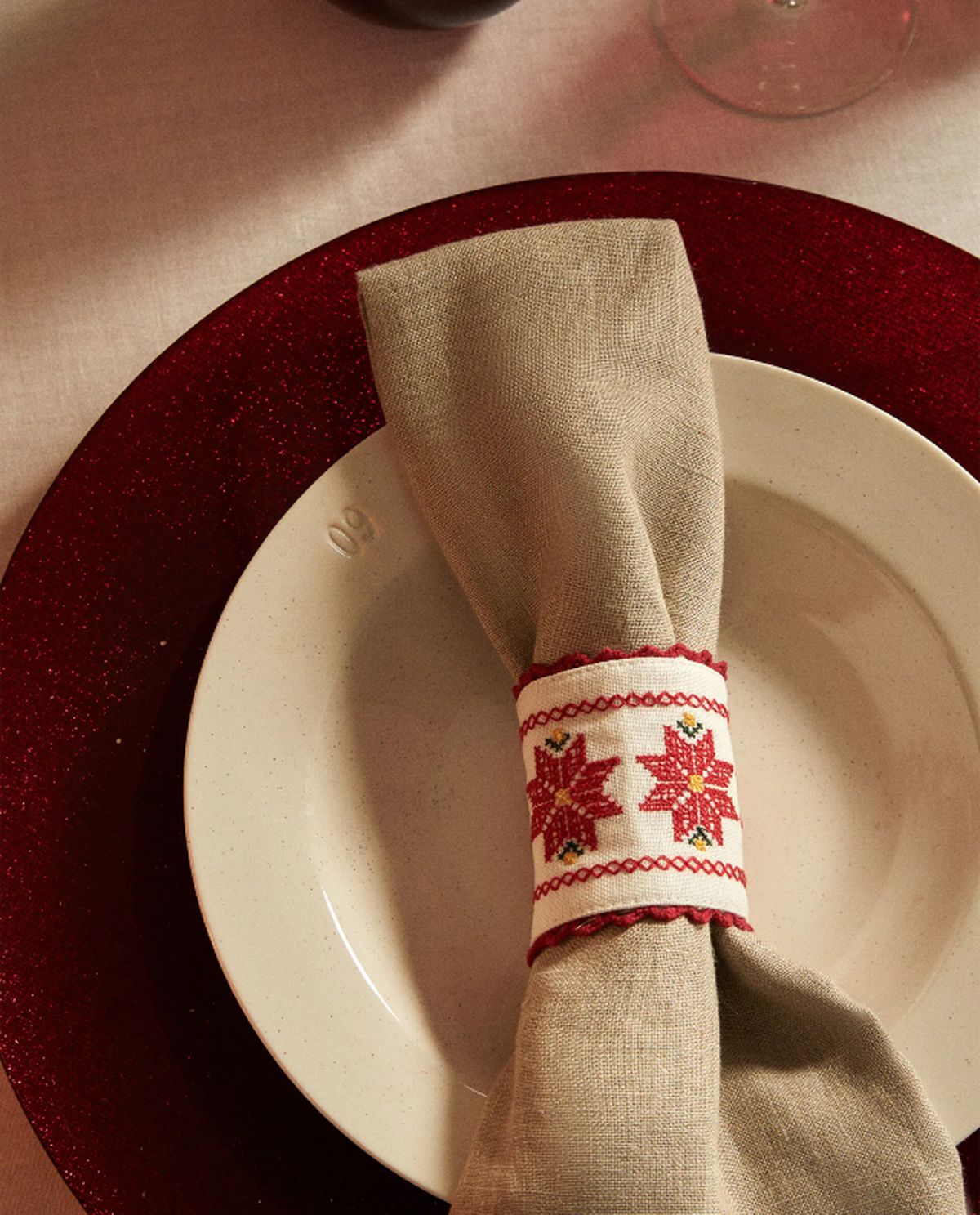 servilletero bordado zara home