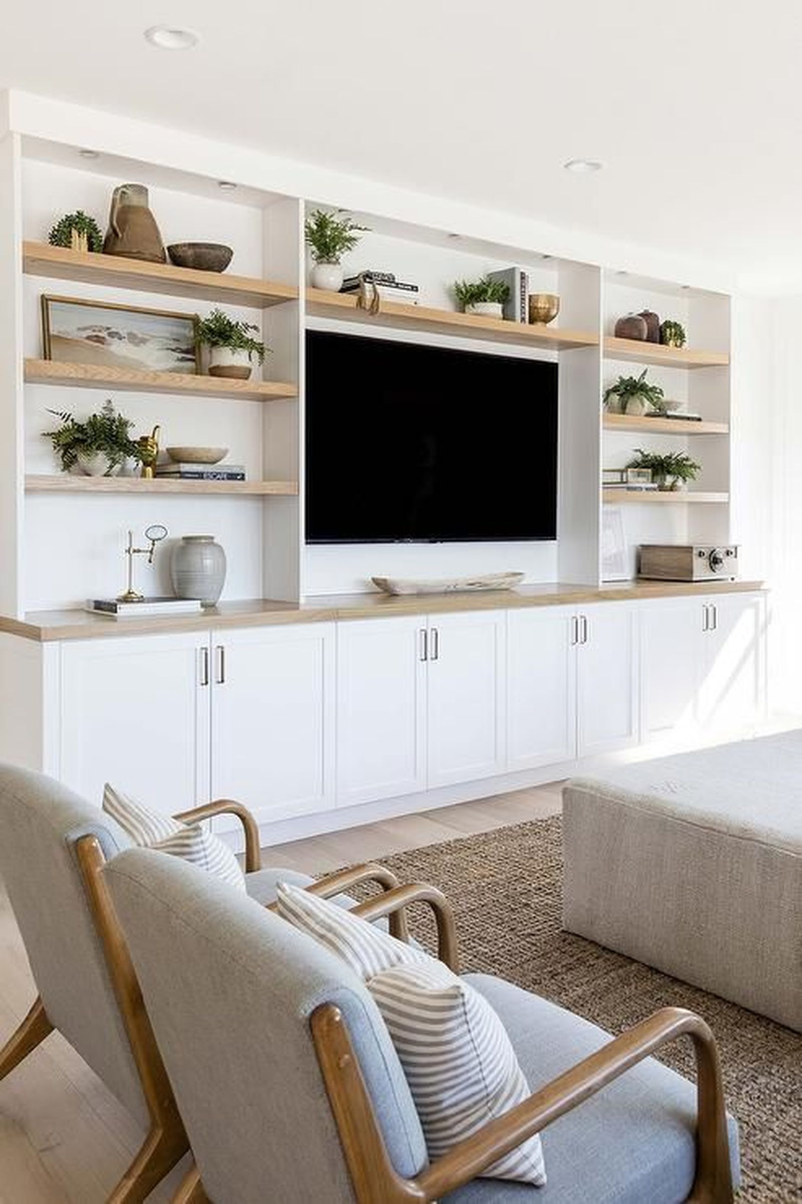 pared tv baldas simetricas