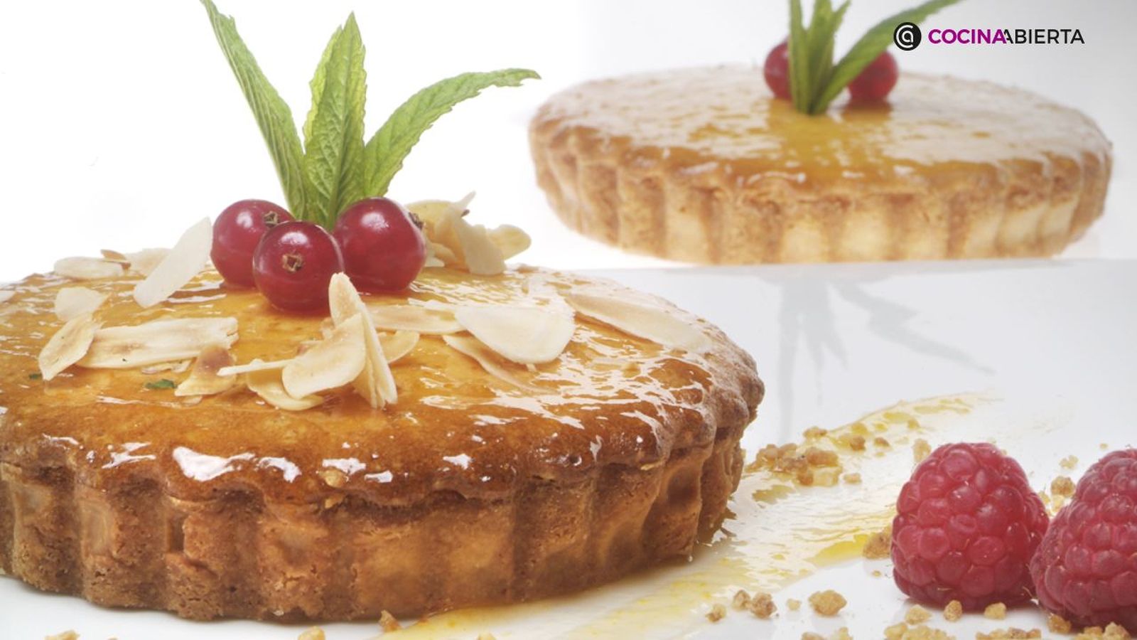 Aprende a preparar unas tartaletas de almendras con la sencilla receta de Eva Arguiñano