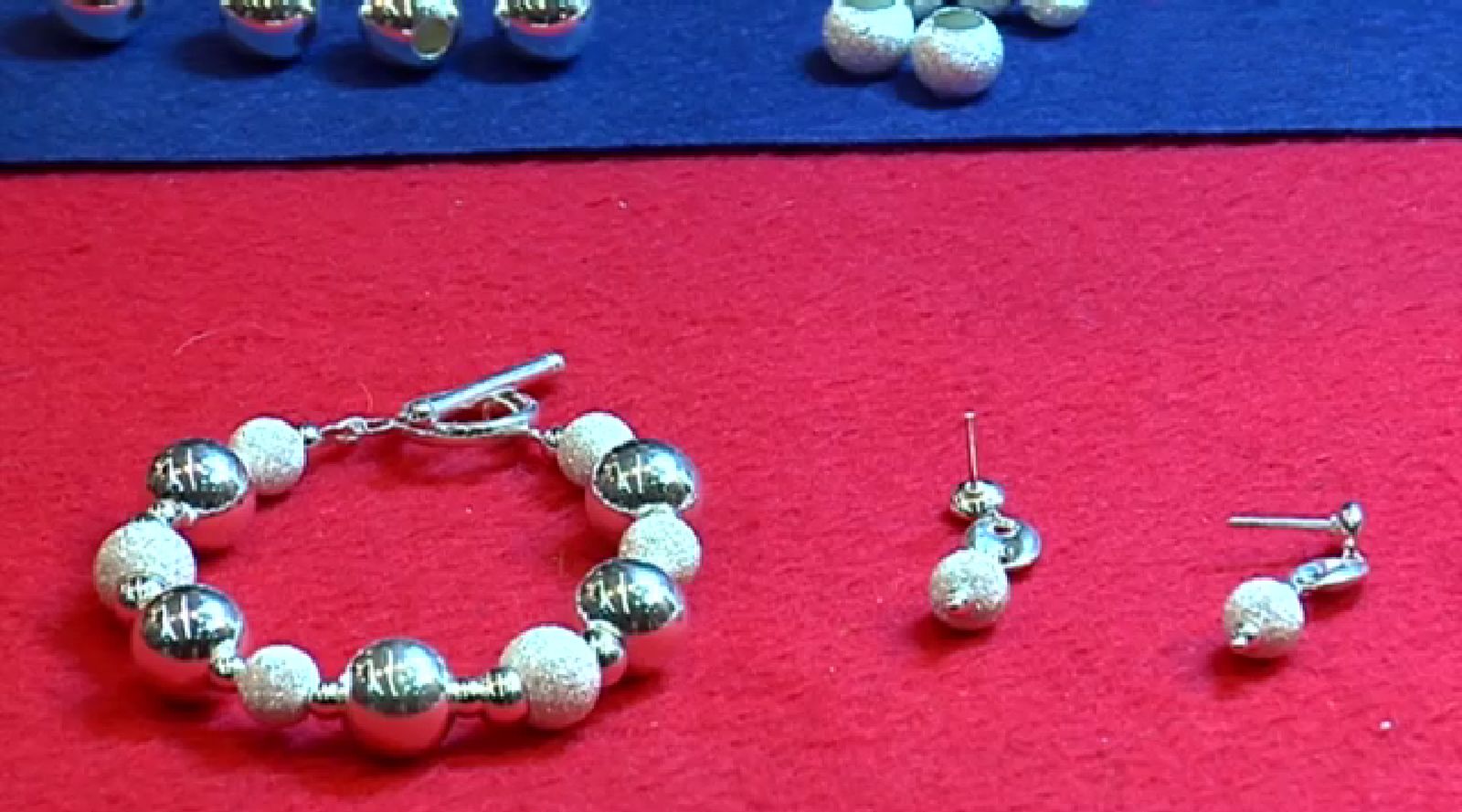 Pulsera y pendientes de plata