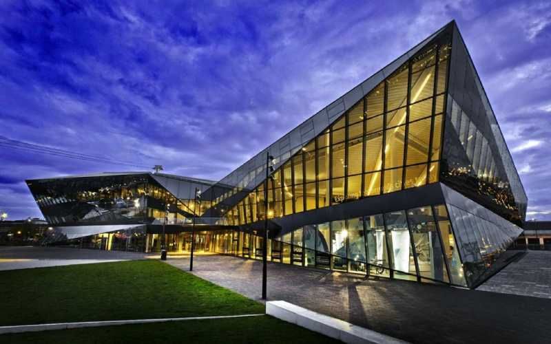 The Crystal, un complejo sostenible en Londres, Reino Unido