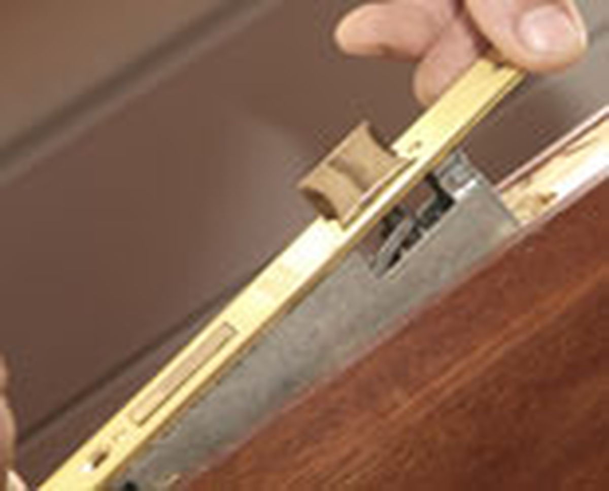 413 cerradura tres puntos p06