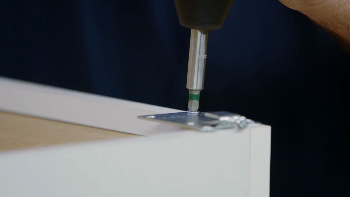 Hacer un mueble suspendido para la pared paso 3