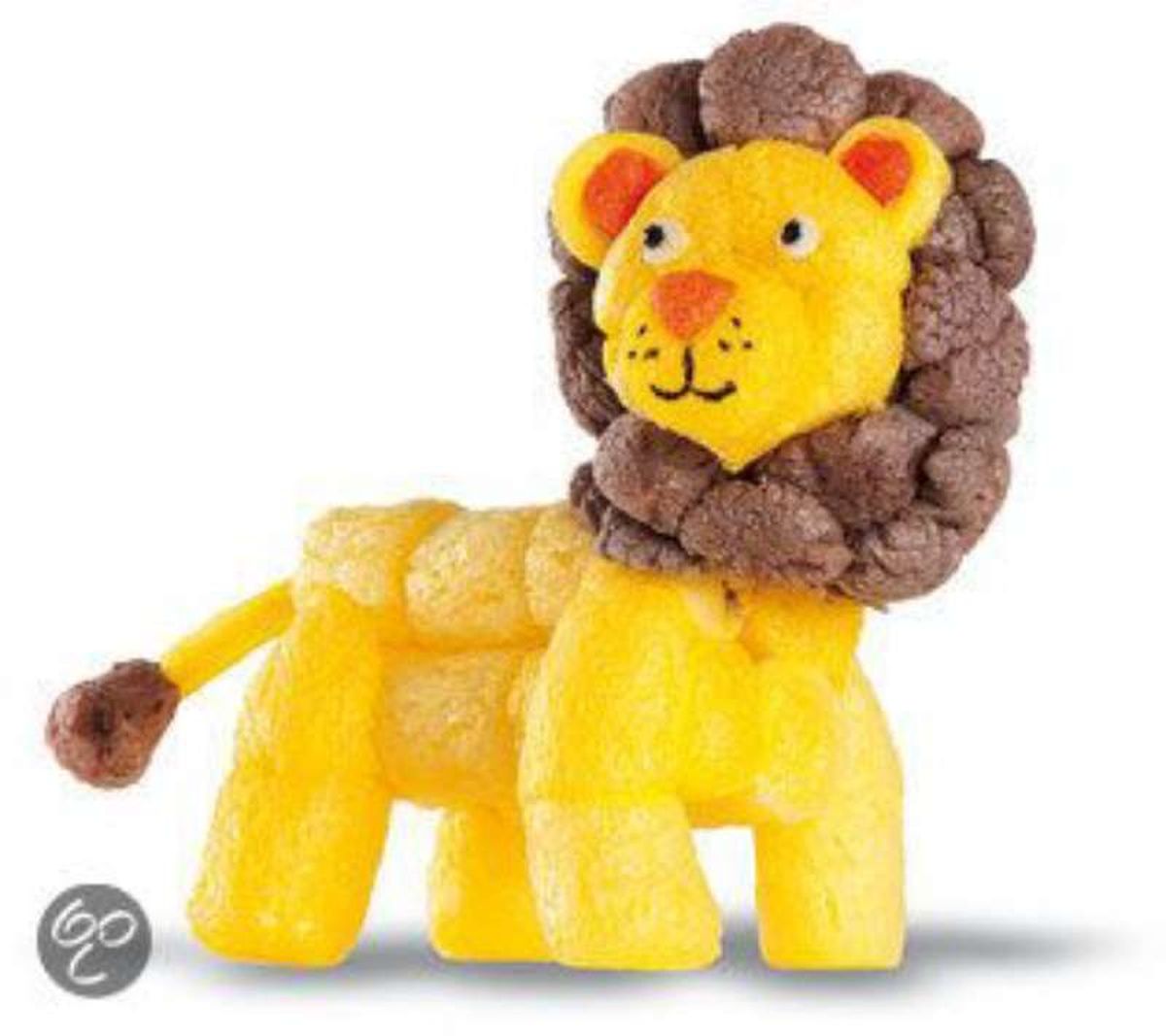 León hecho con playmais.