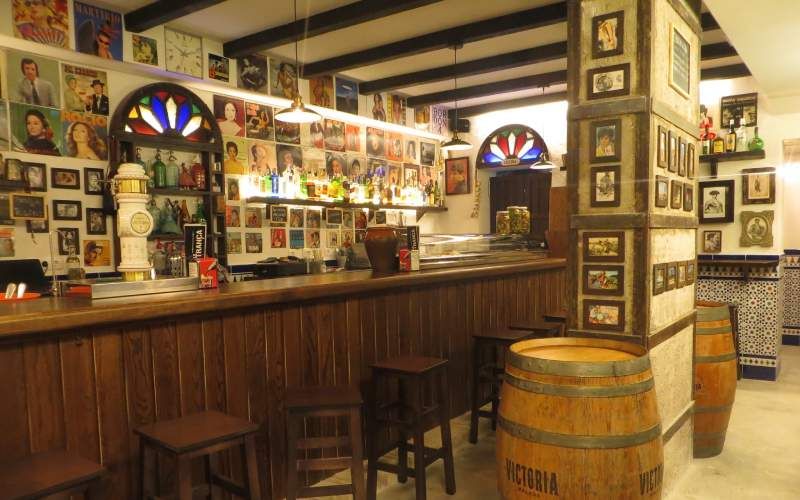 En un rato disfrutando de sus tapas y sus vinos te convertirás en un trancoso