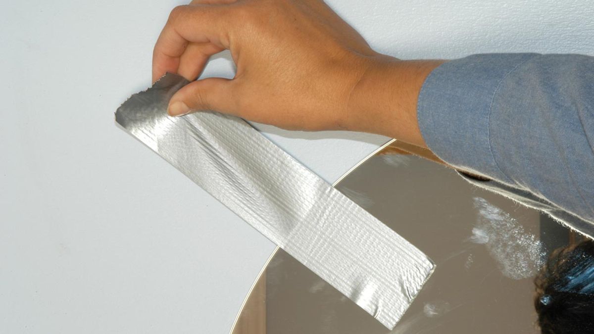 Pegar un espejo en la pared paso 5