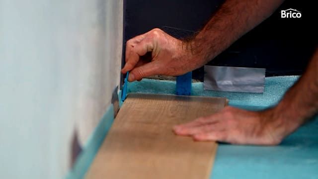 Brico 976 colocar suelo laminado paso 6