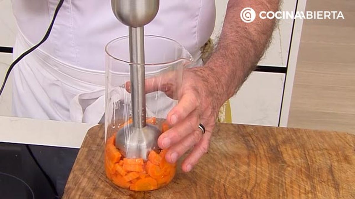 pintxos de anchoa con crema de zanahoria y rucula receta aperitivo facil karlos arguinano karl67970321 paso1