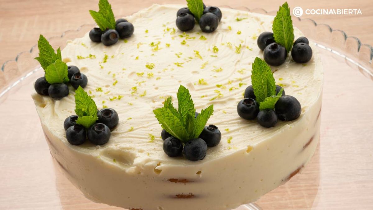 Receta de carlota de limón, la tarta fría sin horno