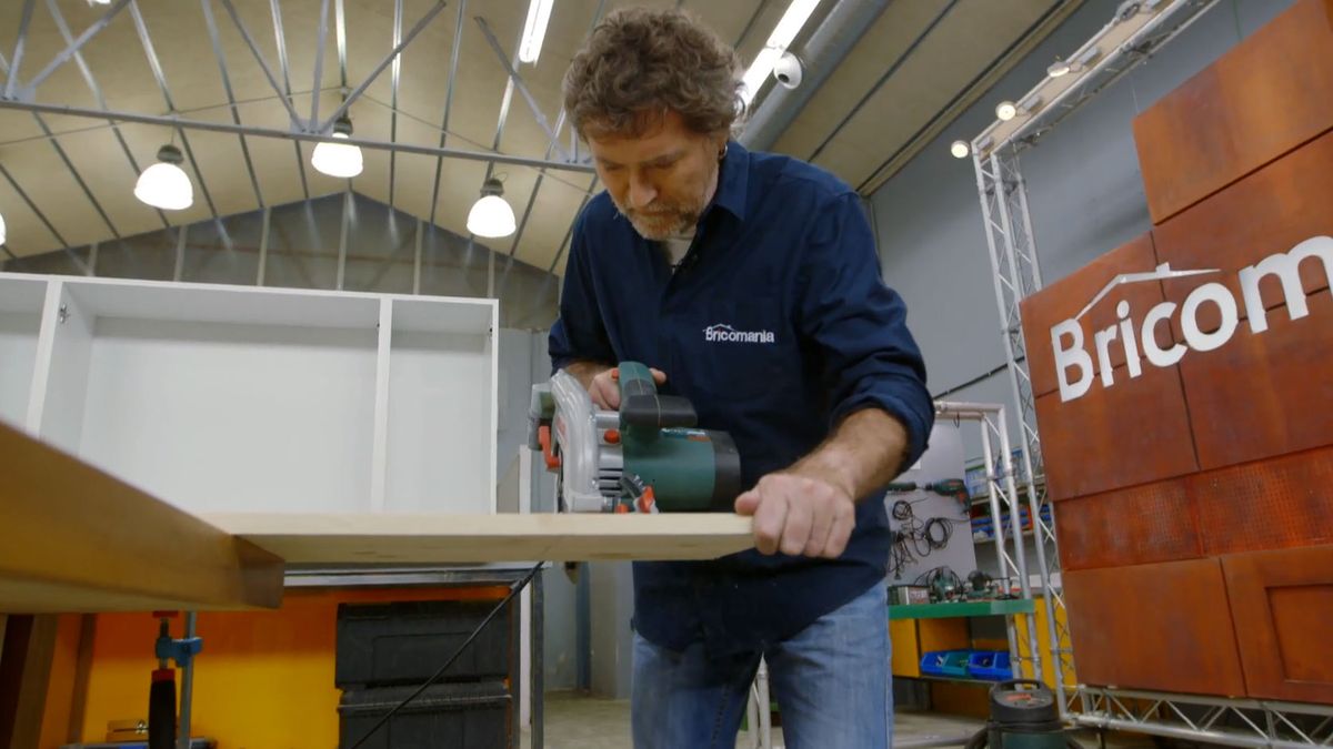 Hacer un mueble suspendido para la pared paso 5