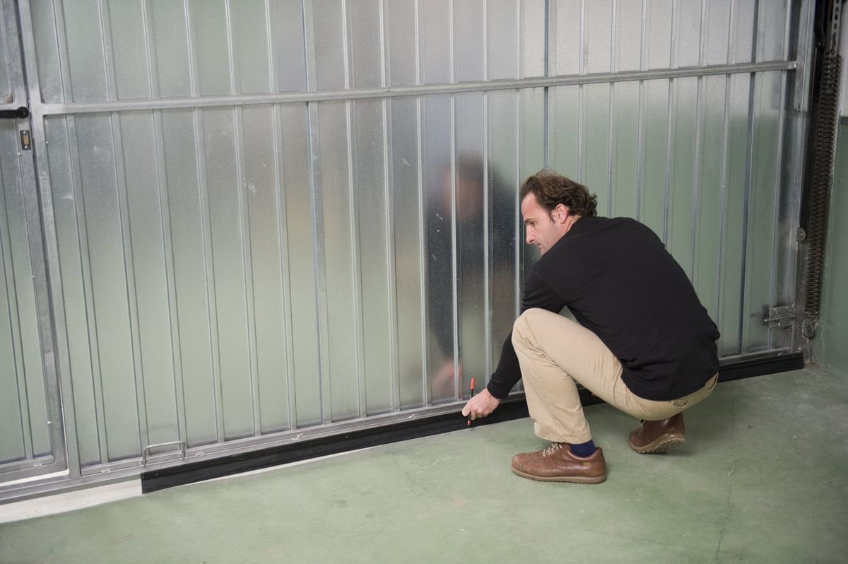 brico 0546 1 burlete caucho puerta garaje paso 2