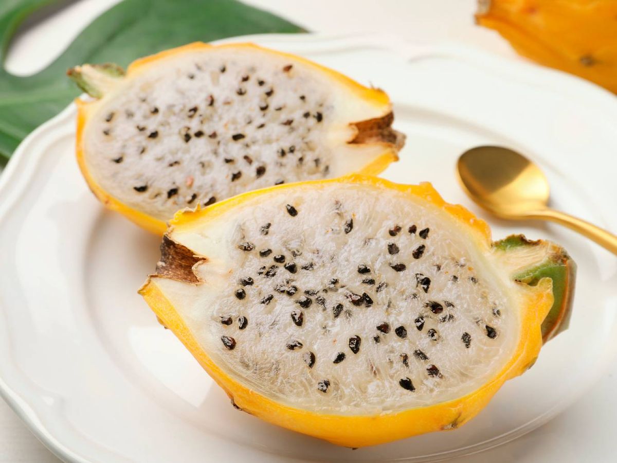 La pitaya amarilla es más pequeña y menos común pero muy apreciada