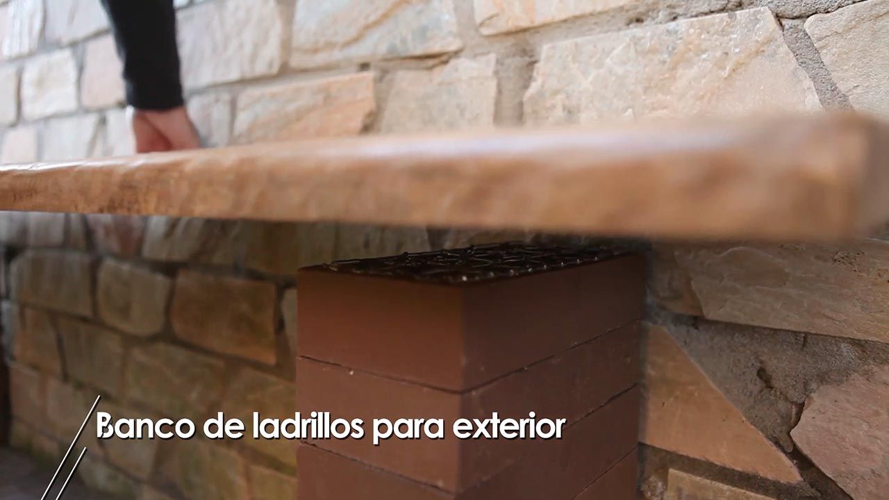 Como hacer un banco con ladrillos para el exterior paso 5