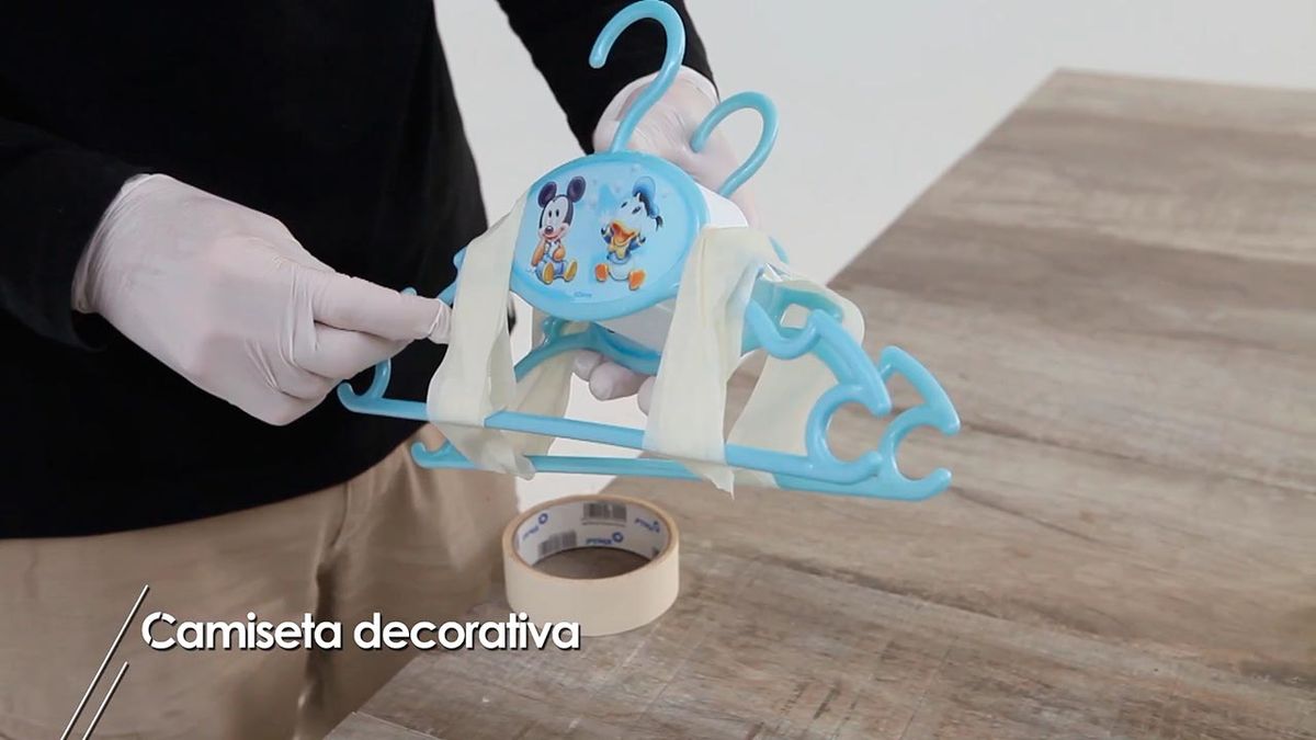 Camiseta decorativa para colgar en la pared paso 3