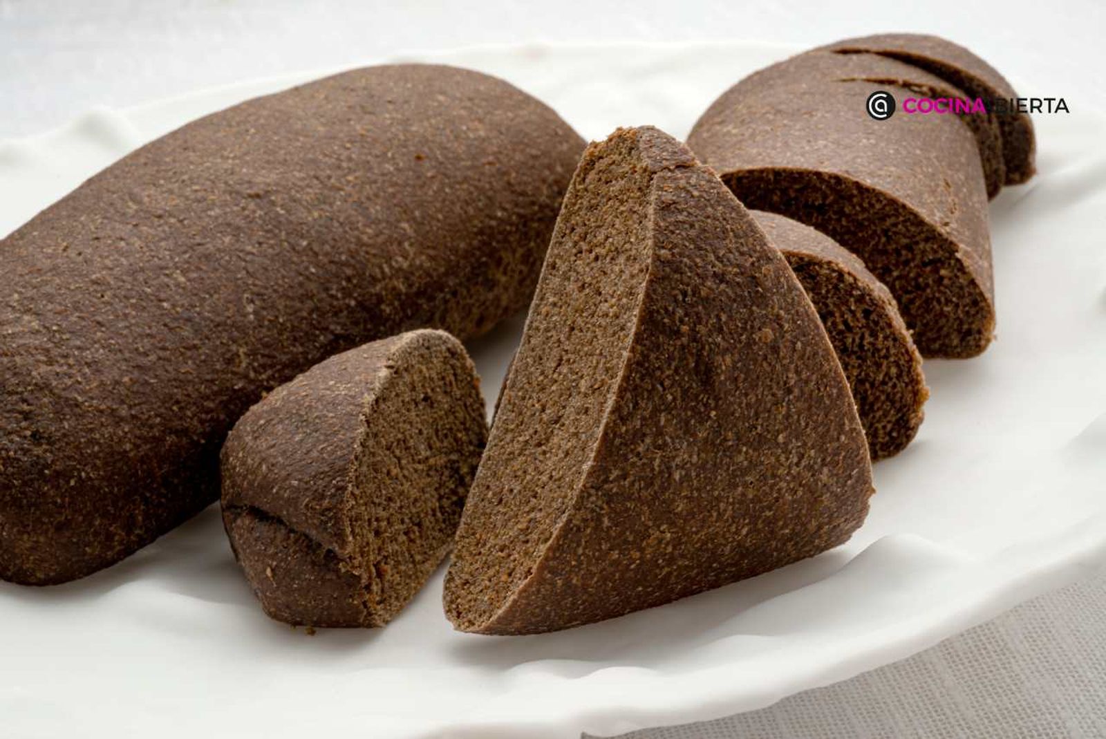 Pan elaborado con harina integral de espelta, centeno integral y malta tostada