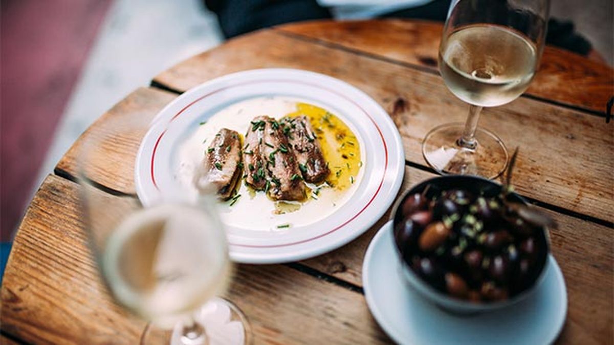 mardiaje de vinos y platos pescados vino blanco