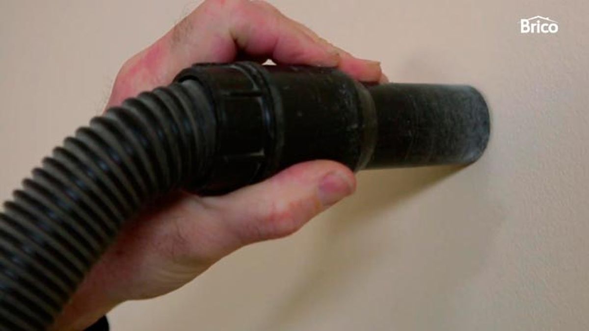 Cómo colocar un taco químico paso 2