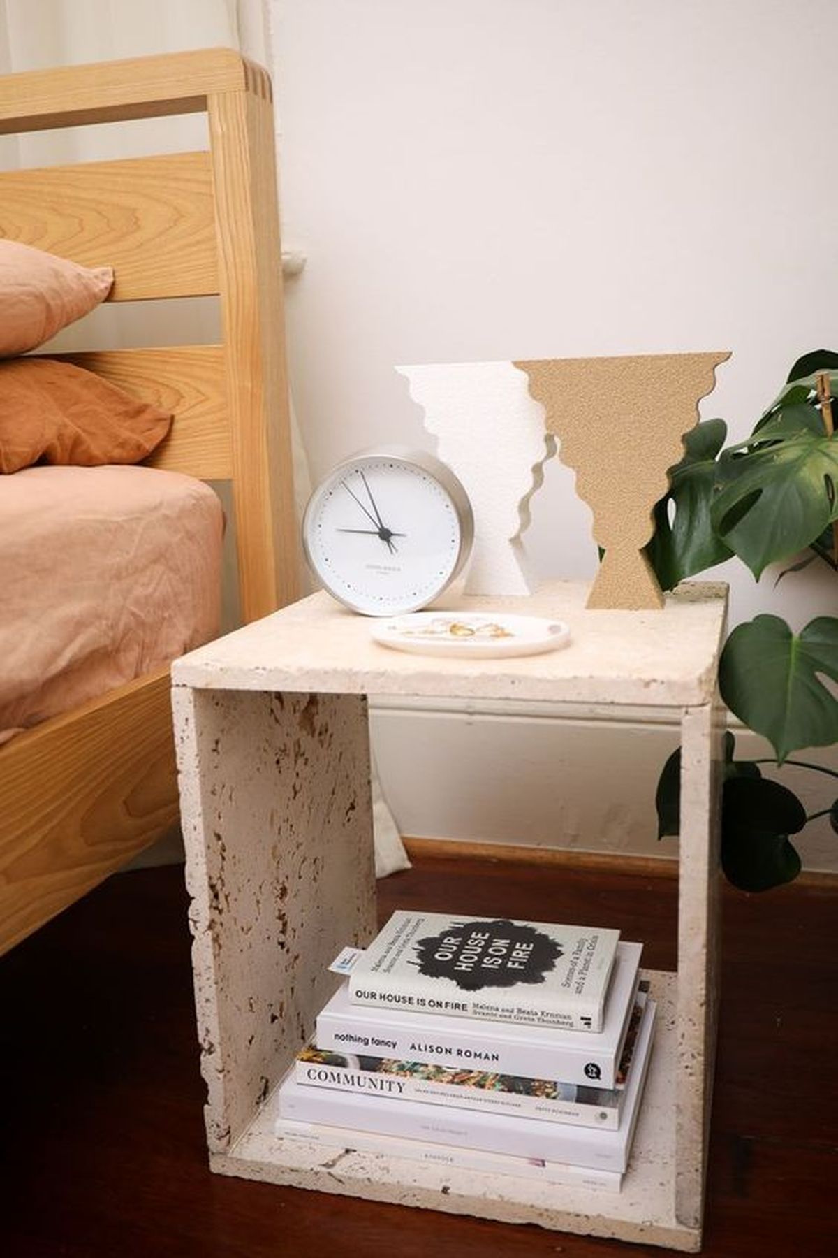 mesilla noche marmol travertino pinterest