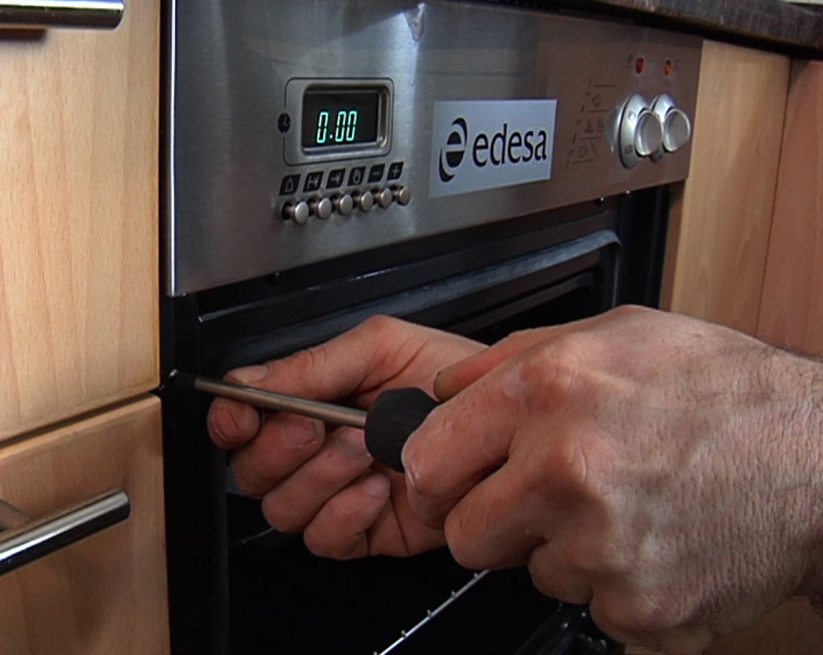 Instalar vitrocerámica y horno paso 8