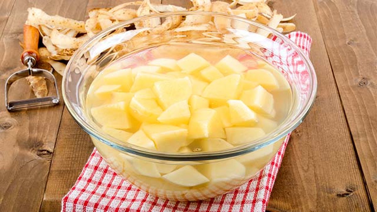 Cómo hacer patatas fritas crujientes  patatas en agua