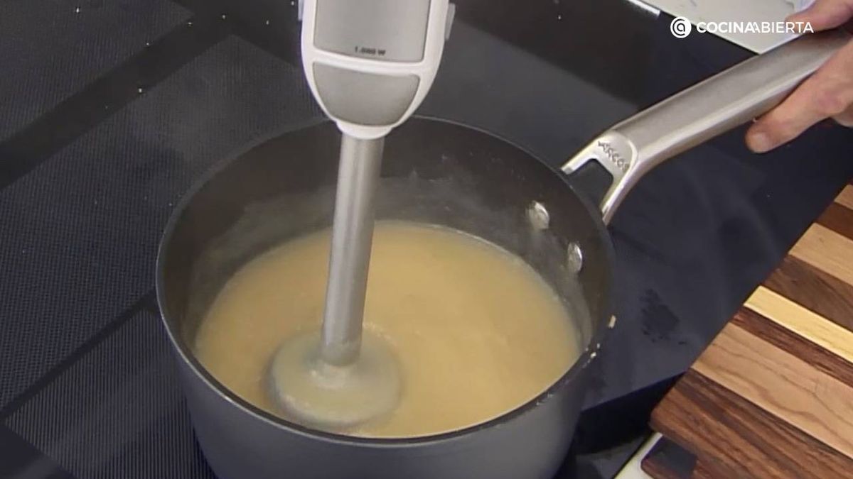 KARL7055 Muslos pato confitados pure manzana paso 4