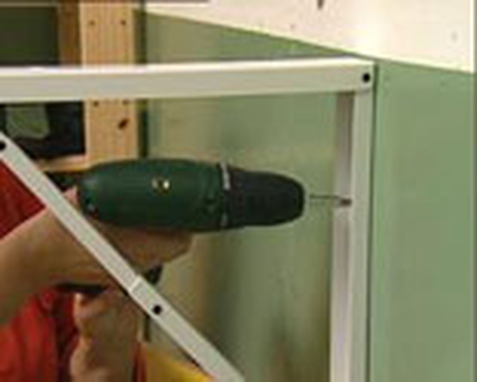 brico 0467 2 Instalacion mesa auxiliar abatible paso 5