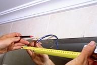 Instalar un aplique en el baño paso 2