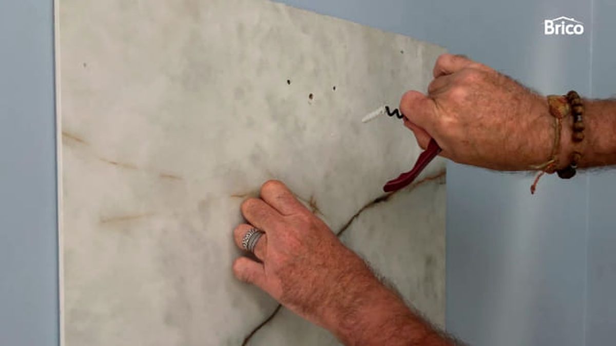 bricomania 45 tapar agujeros en azulejos 1