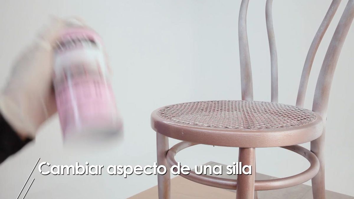 Cómo cambiar el aspecto de una silla de madera paso 3