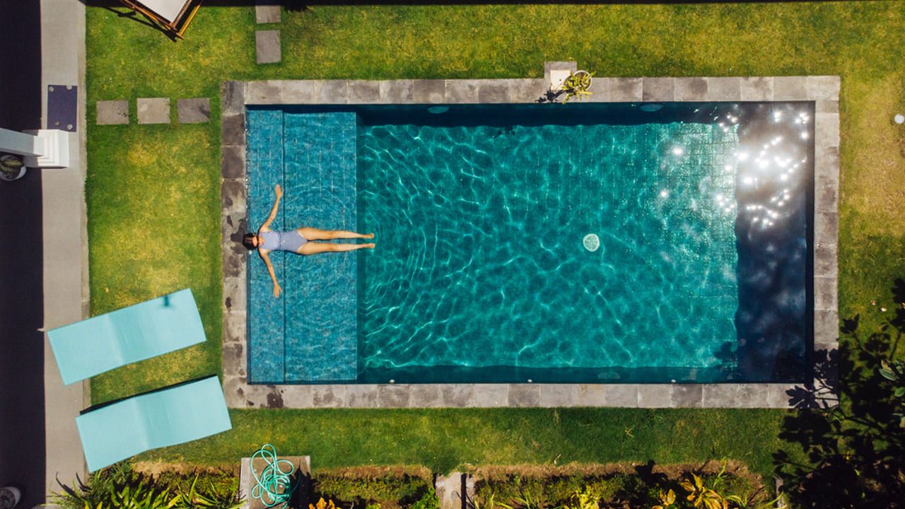 suelos para piscinas 5