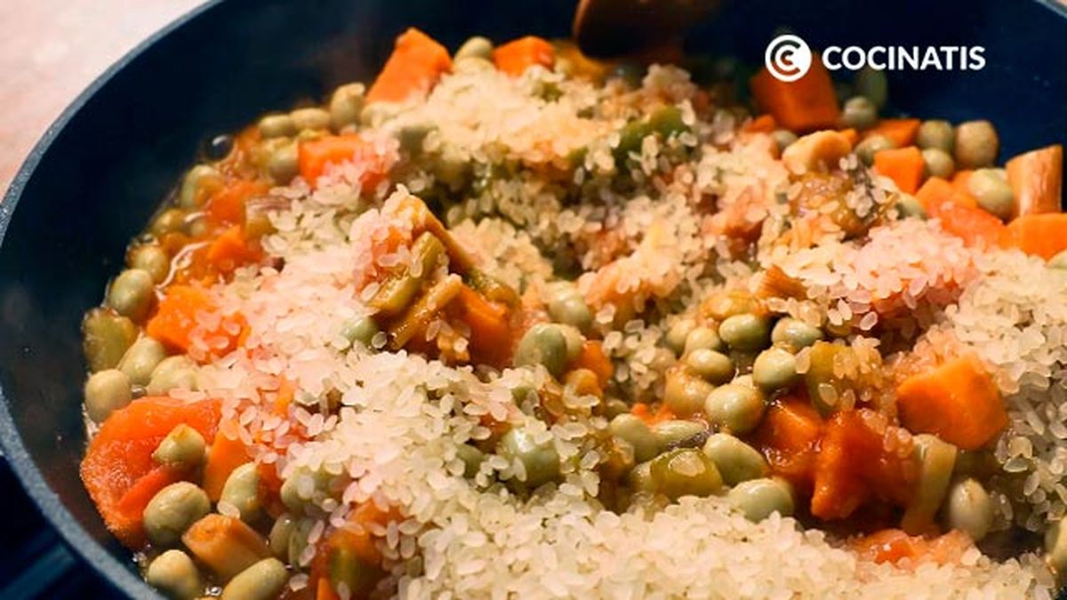 Receta de arroz con habas o habichuelas con boniato y ajos tiernos  paso 6