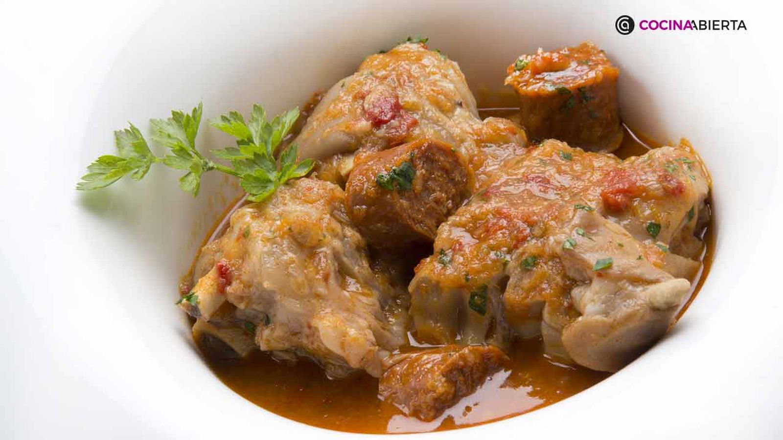 5745 1 Manitas de cerdo guisadas (1130) xl