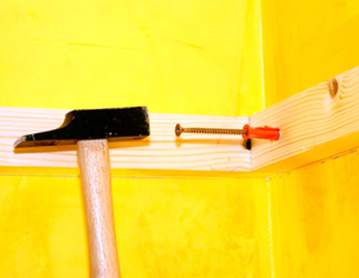 Instalar un falso techo paso 6