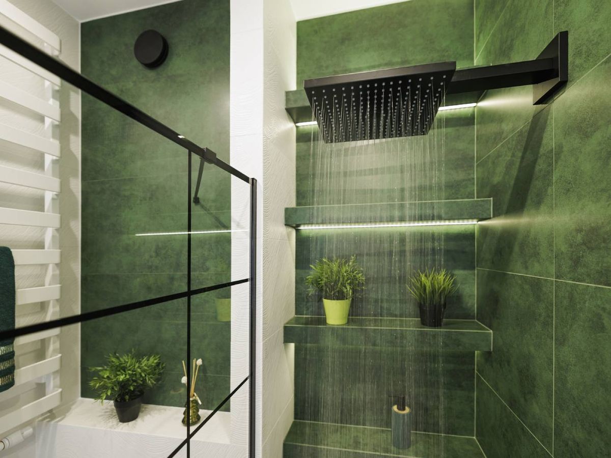 Es importante es mantener cierta coherencia cromática o de textura.