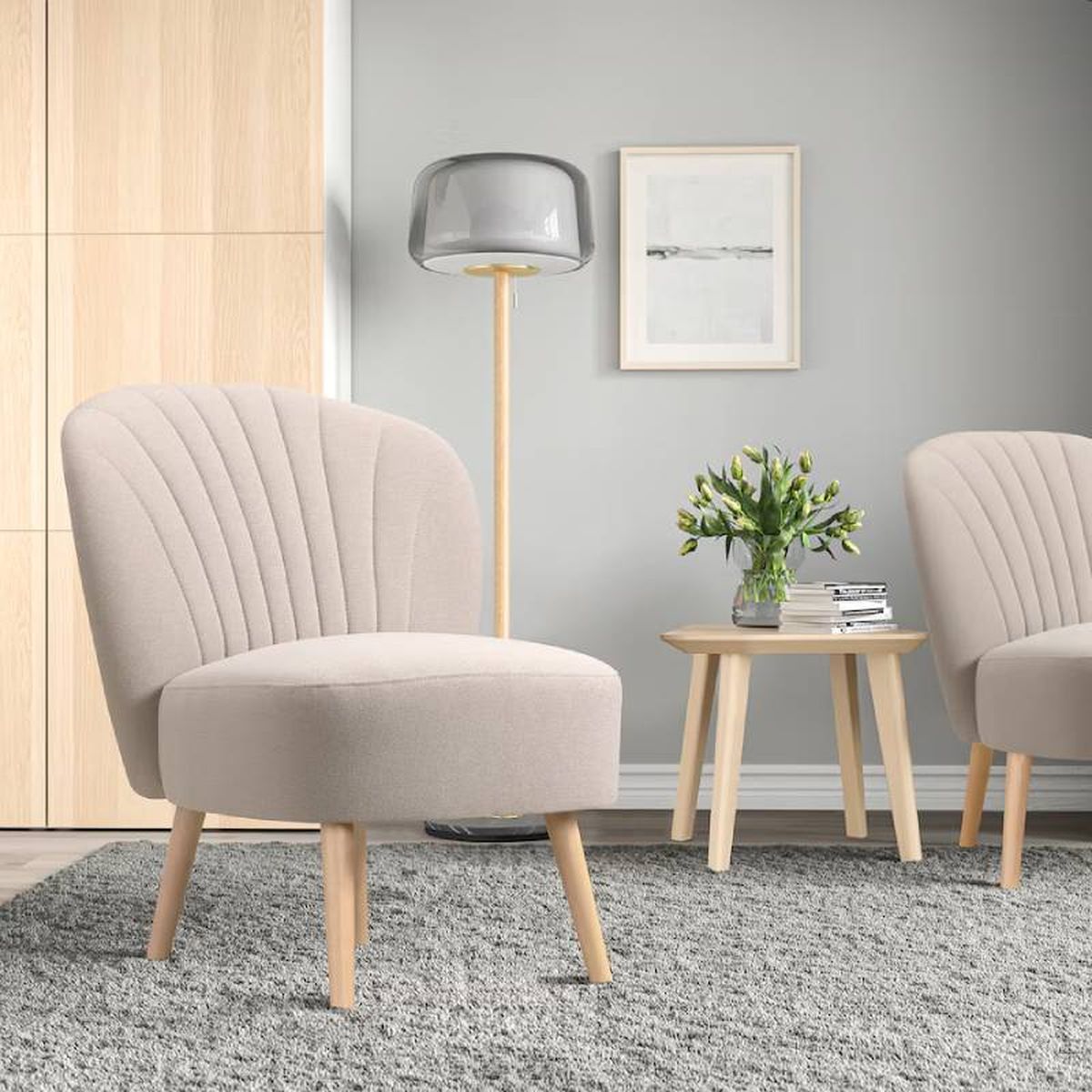 Butaca Billhamn en color beige grisáceo.