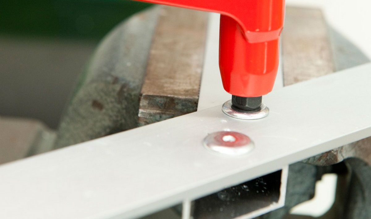 Cómo hacer los remaches