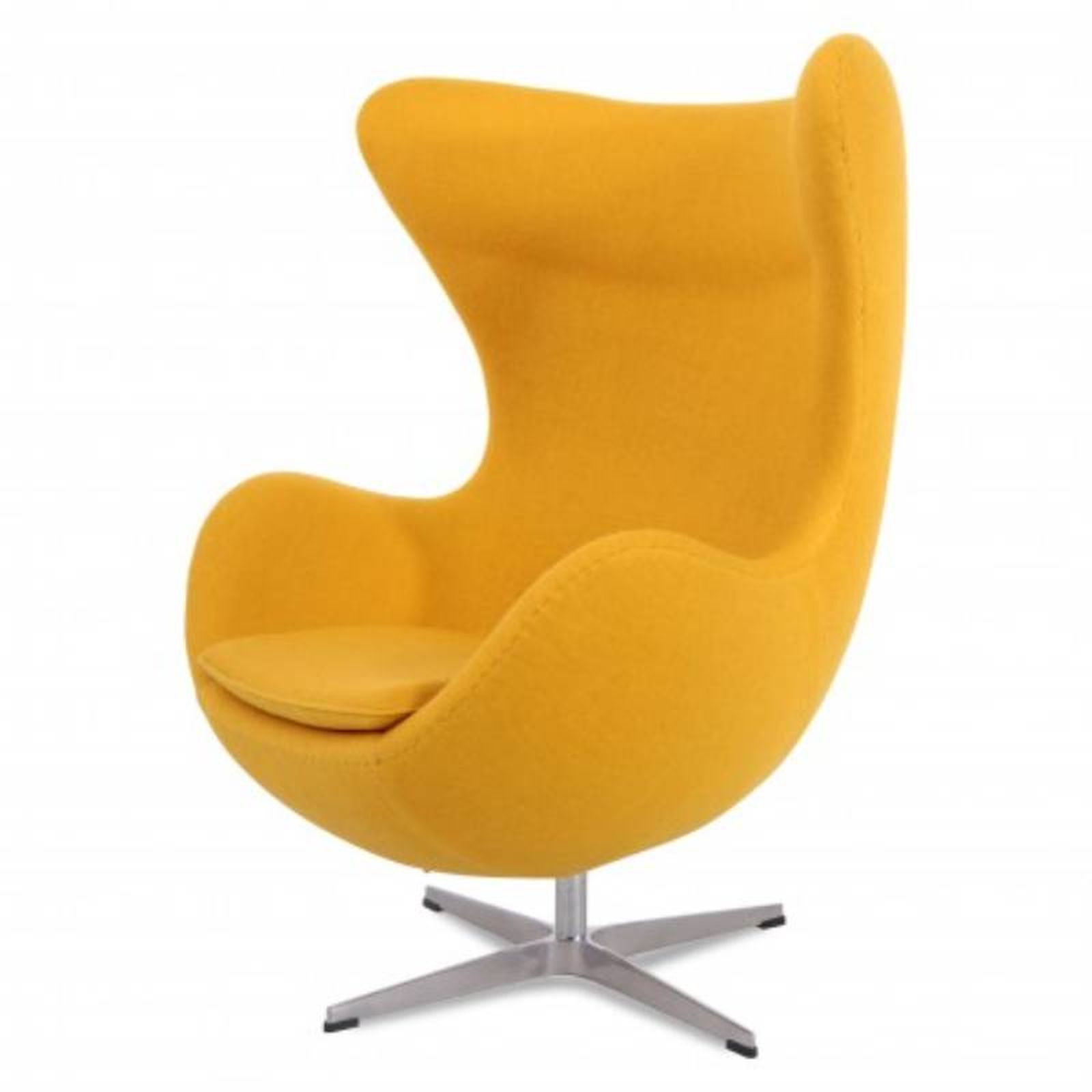 Silla Egg en cachemira de color amarillo..