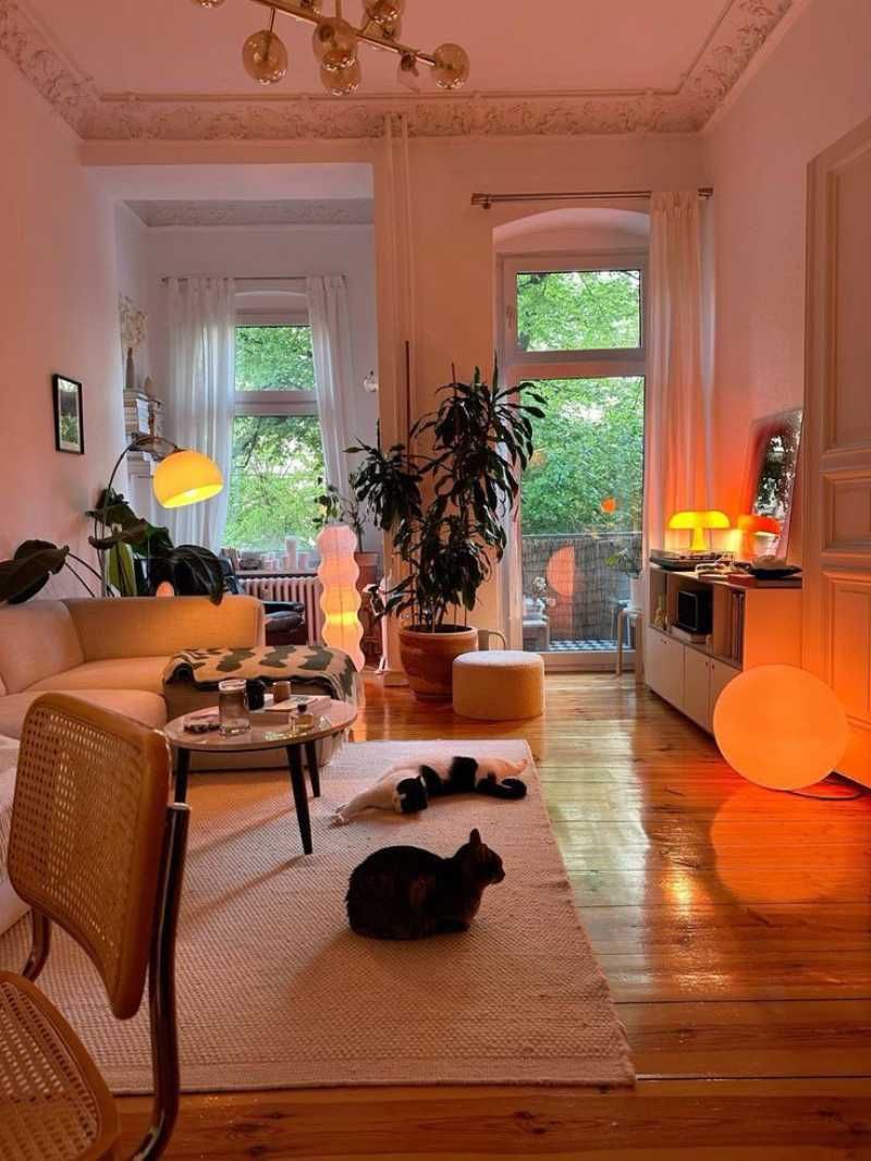 Salón con decoración de película.