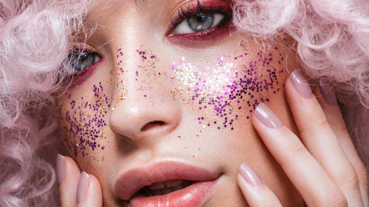 purpurina rostro mujer