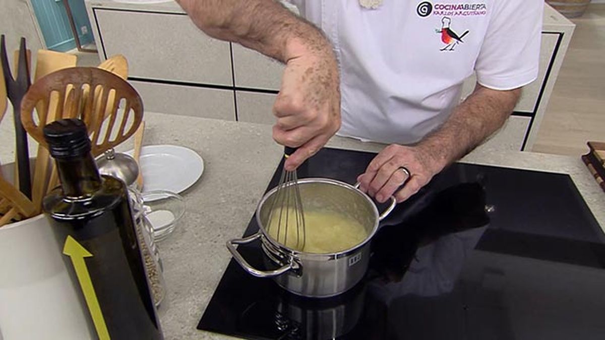 KARL 6870 entrecula ternera pure manzana paso 1