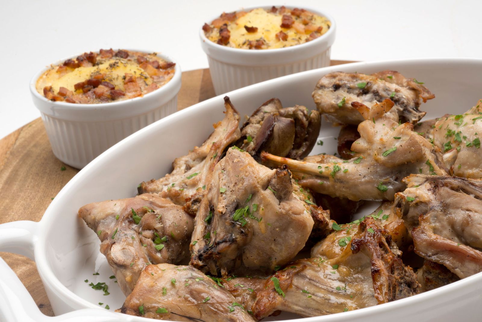 5670 1 Conejo asado con patatas gratinadas (1055) xl