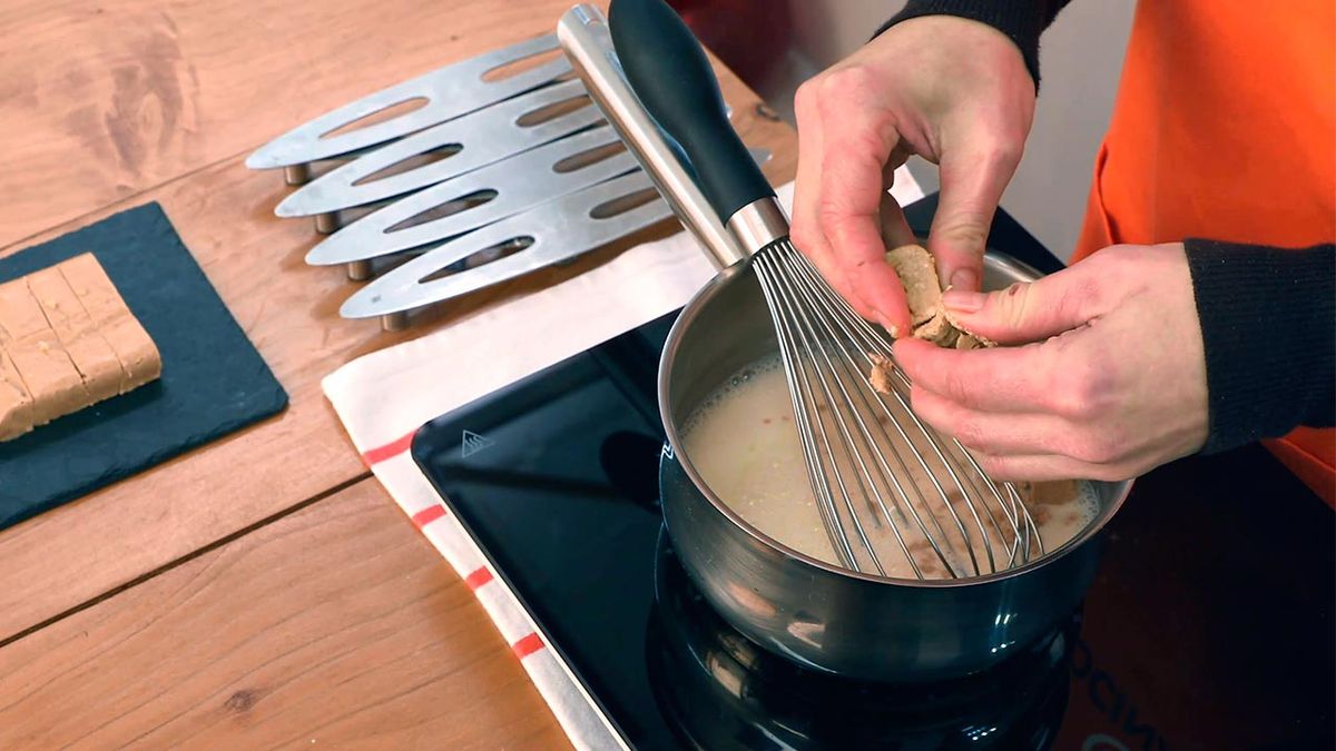 Receta de tarta mousse de turrón  paso 3