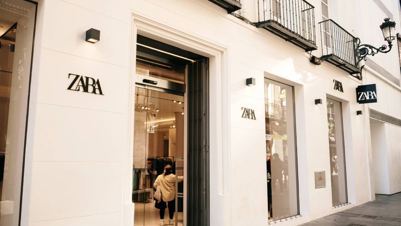 escaparate tienda zara