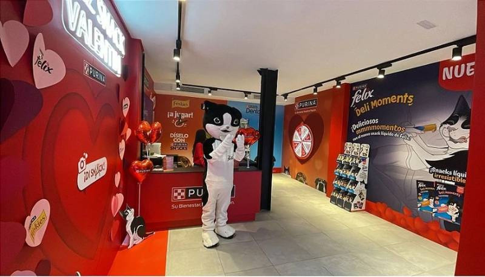 interior del Pop-up en Madrid (Plaza Callao).