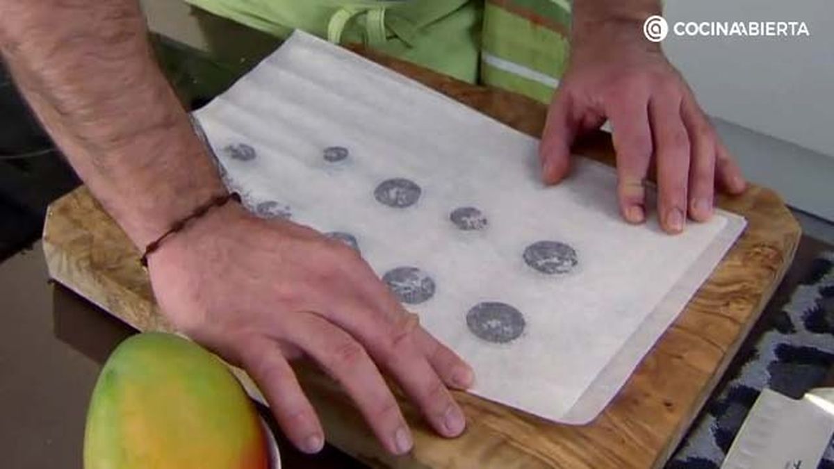 Bombones de chocolate para Navidad paso 4