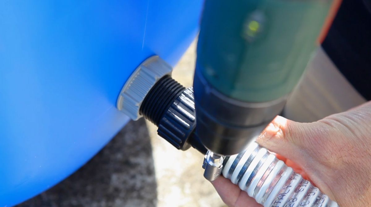 Cómo unir dos bidones de agua paso 8