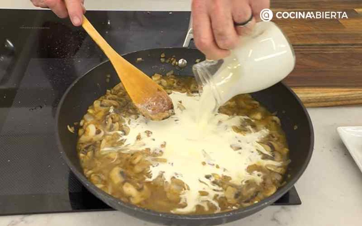 Vierte la nata líquida