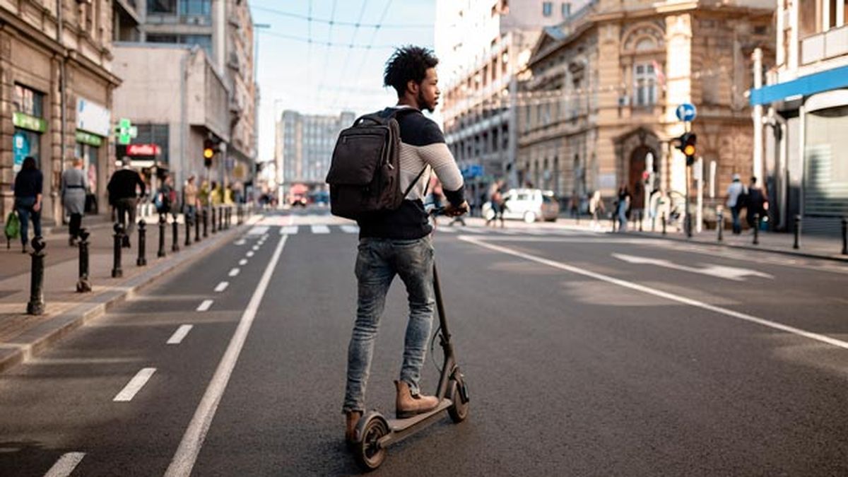 nueva normativa regulacion patinetes electricos madrid barcelona espana